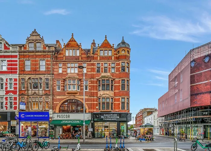 Lovely Kensington Apartments